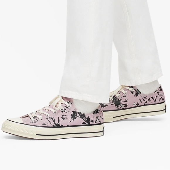 NWT Converse Chuck 70 OX Himala Women’s Shoes - Picture 2 of 9